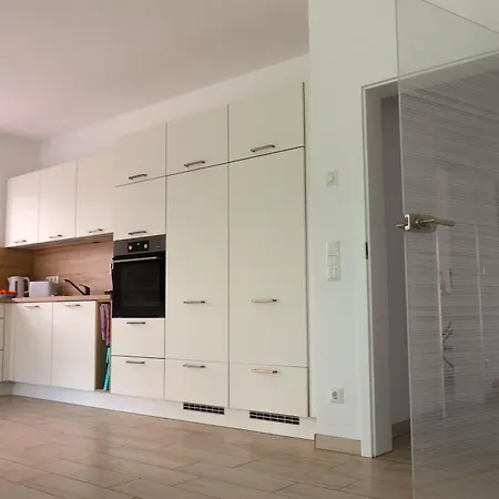 Seensuchtlausitz Semesterbostad Grossraeschen